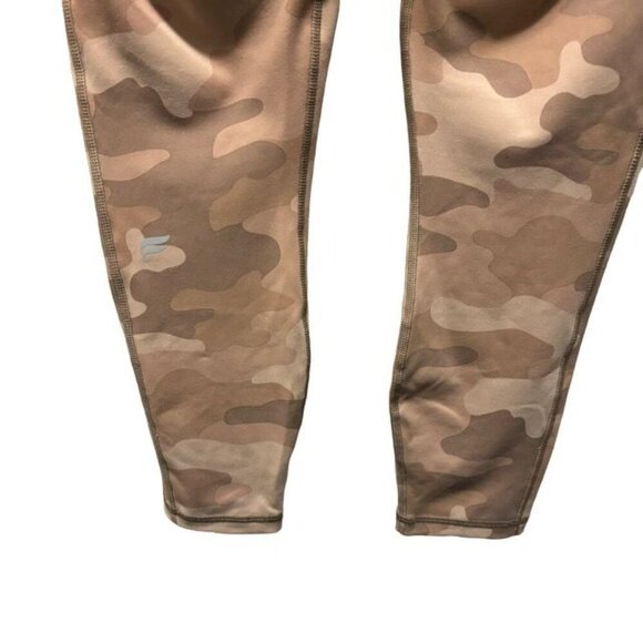 Fabletics Define High-Waisted 7/8 Leggings Medium Camo - Picture 5 of 8